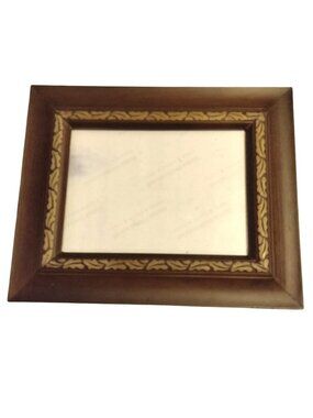 Wooden Picture Frame  Intricate Leaf Pattern Trim Design 5x7 Inches Cottagecore